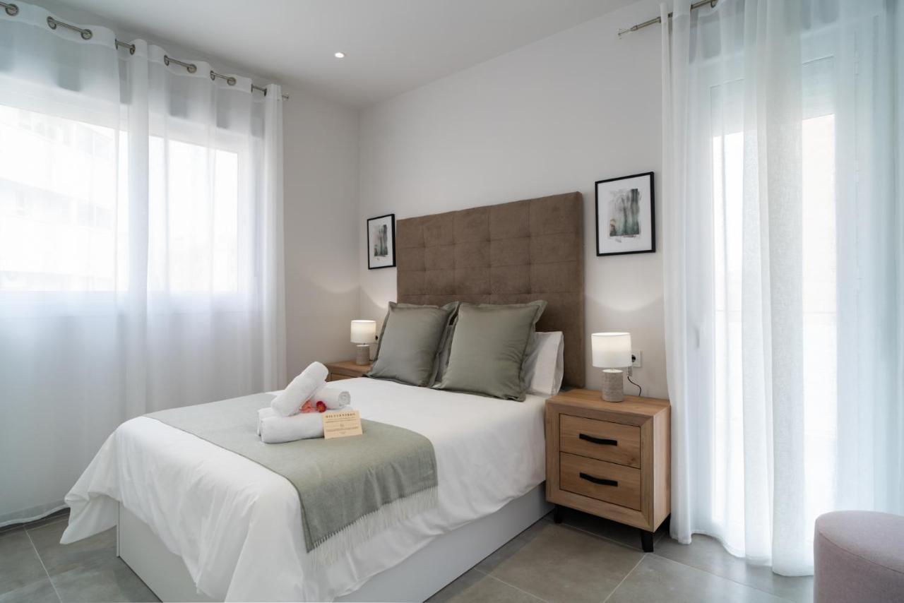 Apartment Aac - Con Terraza, Muy Amplio, Totalmente Equipado, Cerca Del Centro Y Nuevo! Málaga